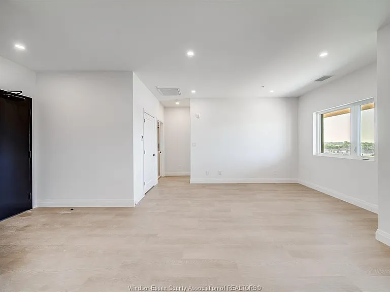 4300 Laurier Pkwy #543 — Photo 19