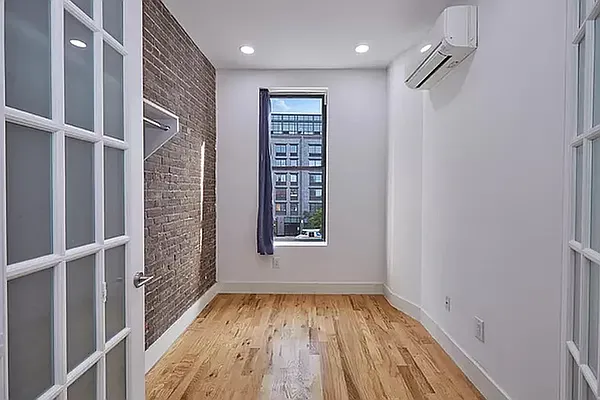 Rented by Compass | media 8