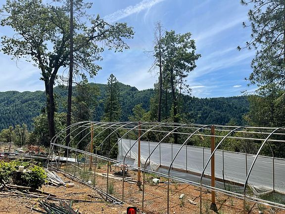 5th image of Fenders Ferry Rd