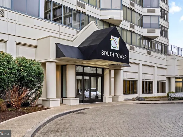 2001 Hamilton St APT 801, Philadelphia, PA 19130