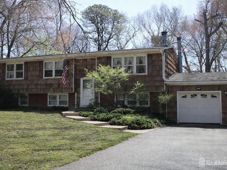 1st image of 398 Pleasant Valley Rd