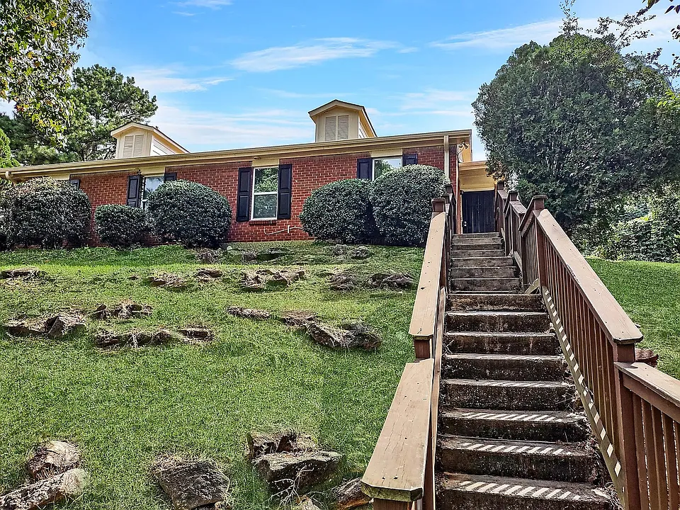 5816 Williamsburg Trce
