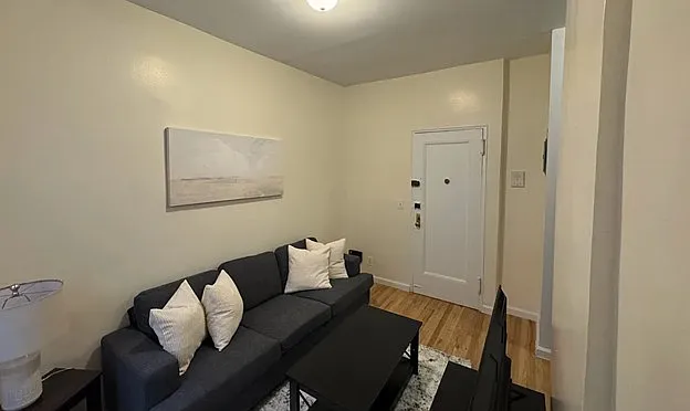 515 W 111th St #2D — Photo 4