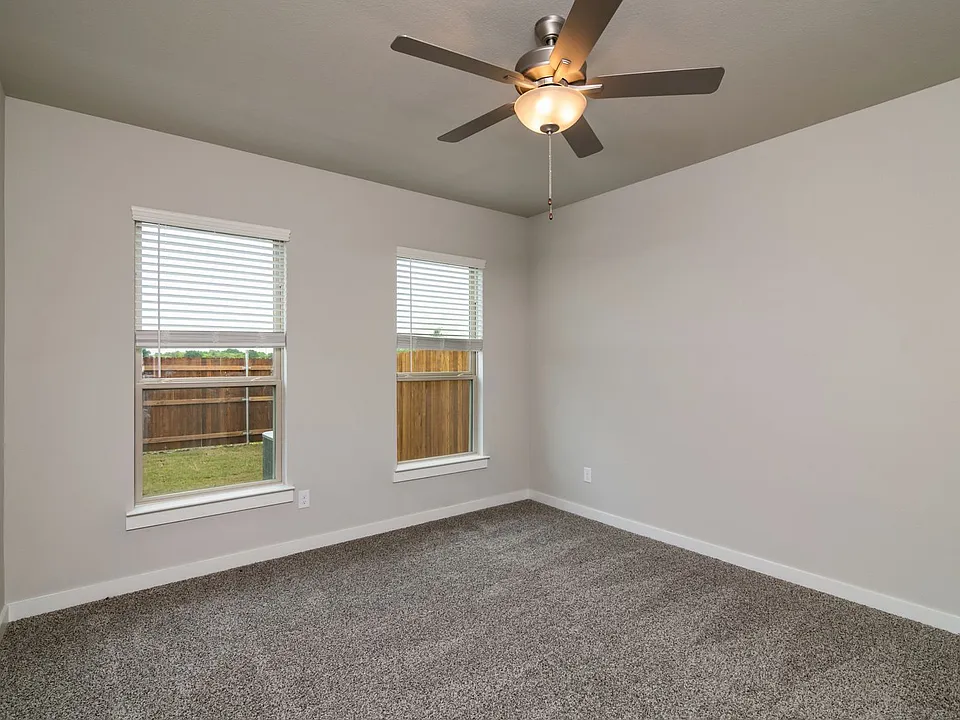 612 Harvest Moon Dr
