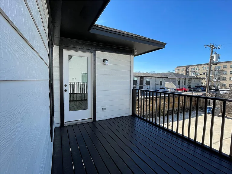 4609 Virginia Ave #202 — Photo 15
