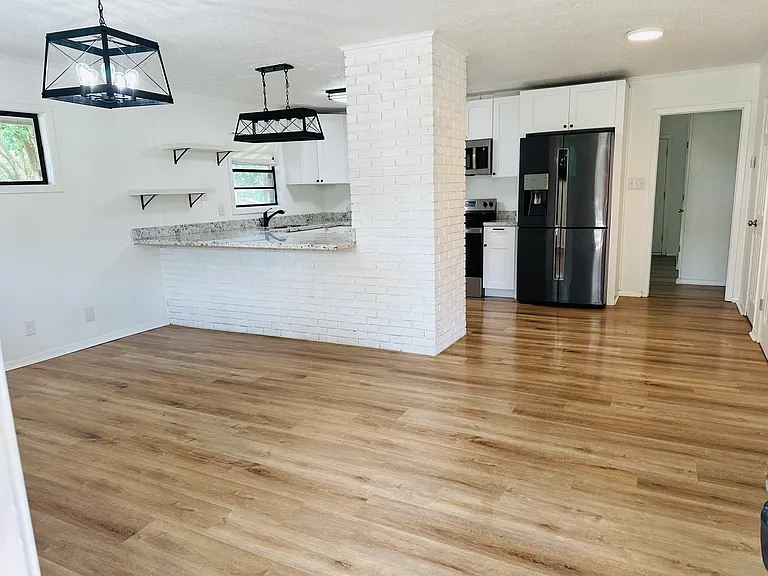 123 Shady Grove Ave — Photo 4