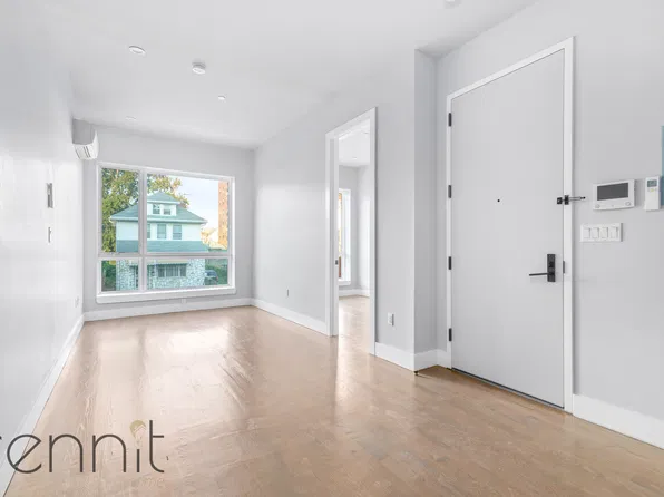 336 East 28th Street image 1 of 13