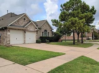 12516 Rocky Cove Dr, Pearland, TX 77584
