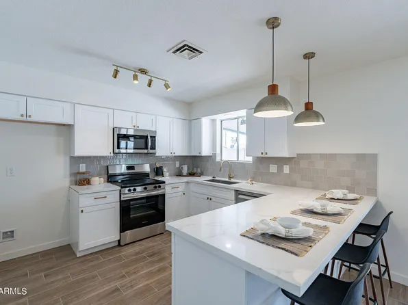 1305 W EL ALBA Way, Chandler, AZ 85224