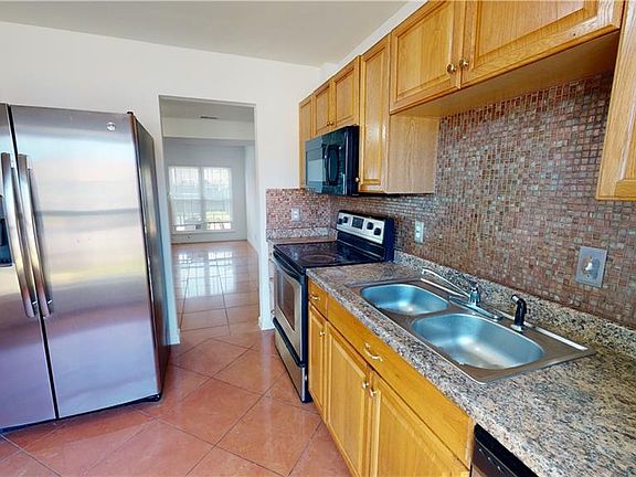 4th image of 3715 Northwood Ct