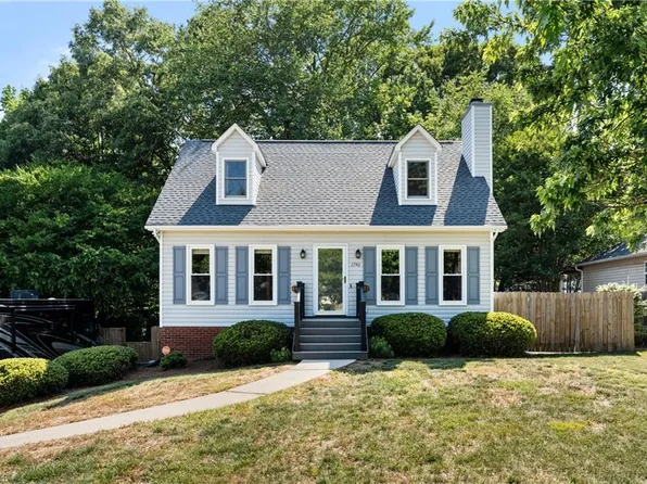 1740 Harper Spring Dr, Clemmons, NC 27012
