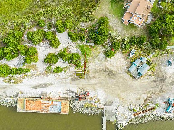 2nd image of 300 N Beach Ave