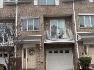 630 Valley Brook Ave UNIT 18, Lyndhurst, NJ 07071