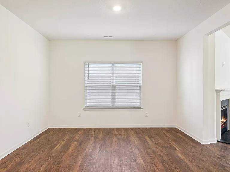528 Hayley Marie Ln — Photo 17