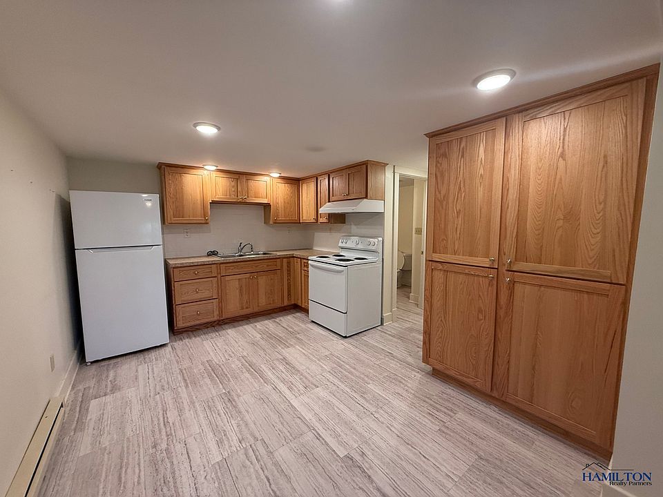 1st image of 12 E Lake Rd #2