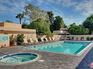 420 Bradshaw Ln, Palm Springs, CA 92262