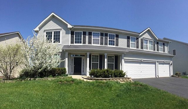 1st image of 567 Barclay Dr