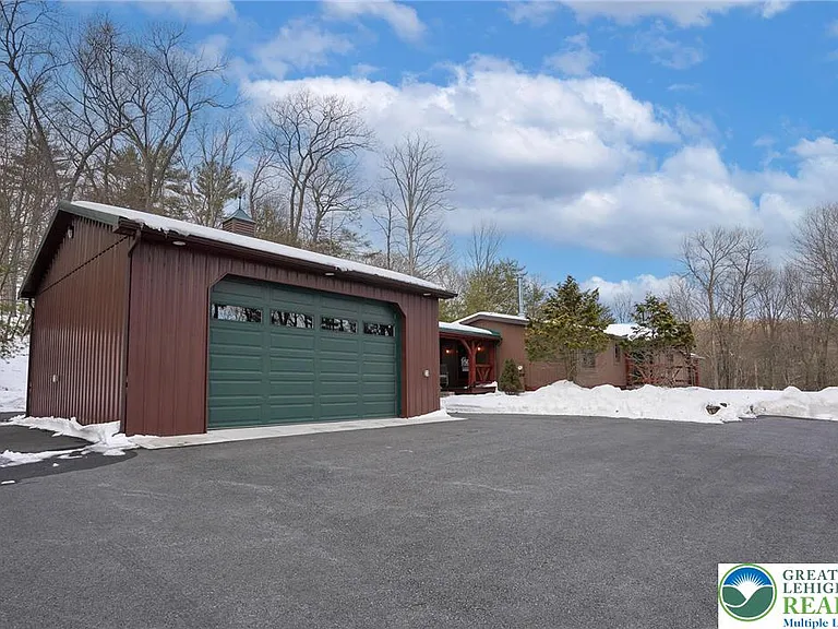 371 Green Tree Dr — Photo 41