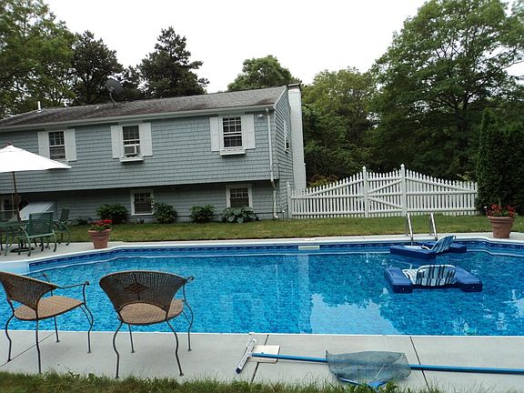 Very Private Back Yard