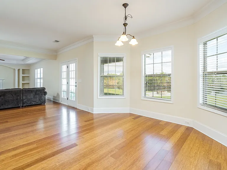 965 McCathern Ave — Photo 13