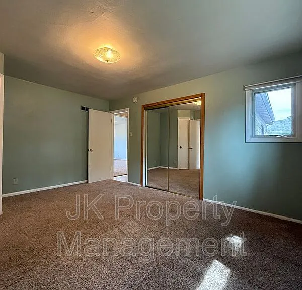806 Forest Ave — Photo 20