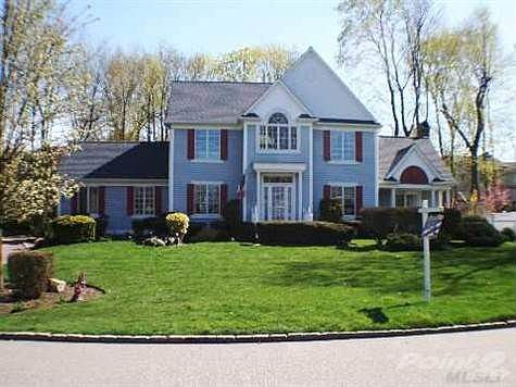 1st image of 4 Lake Ln