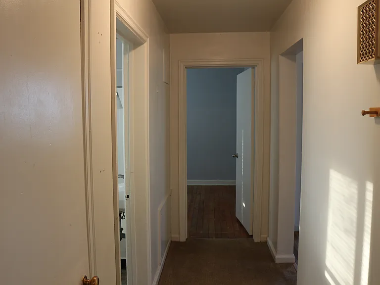 Hallway towards Bedroom 2