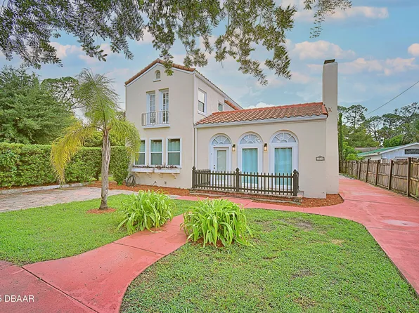 1136 Australia Ave, Daytona Beach, FL 32114