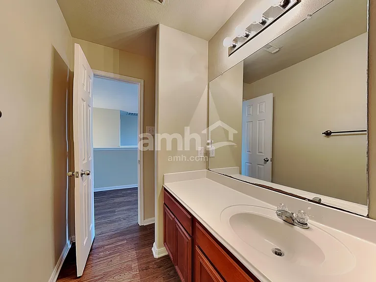 17022 Sperry Landing Dr — Photo 17