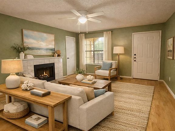 2nd image of 380 Lakepointe Dr Unit 202