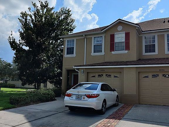 Corner townhouse