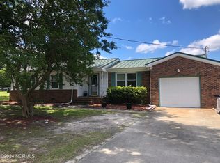 101 Woods Dr, Dudley, NC 28333