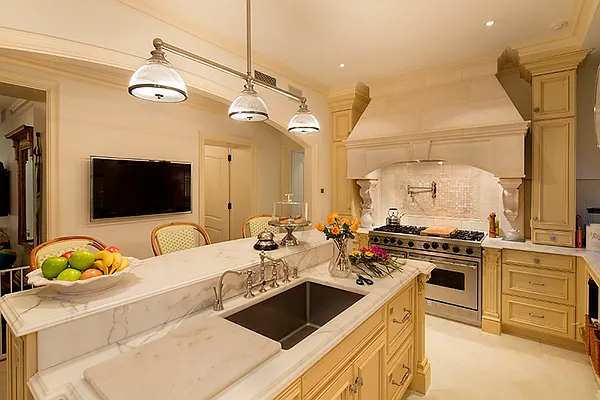 Sold by Brown Harris Stevens | media 6