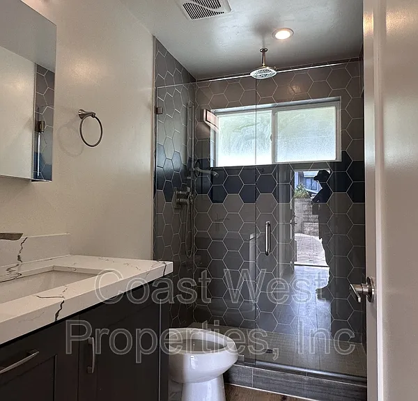 4062 Conrad Ave — Photo 33