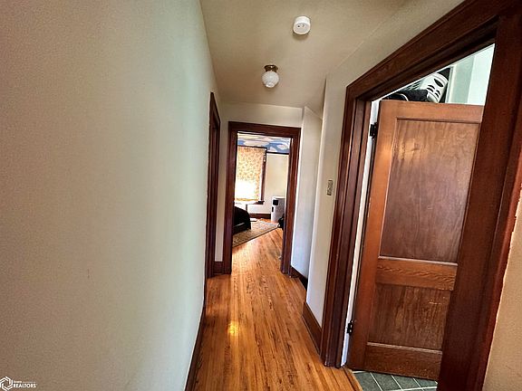 3rd image of 1317 5th Ave