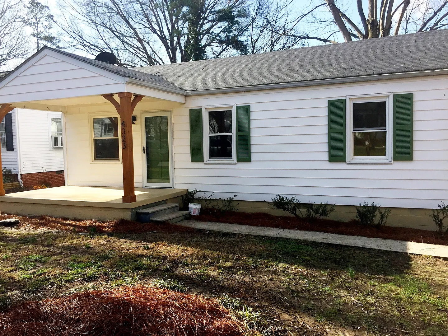 Beautifully Remodeled 3BR Home with Updated Kitchen — Photo 1