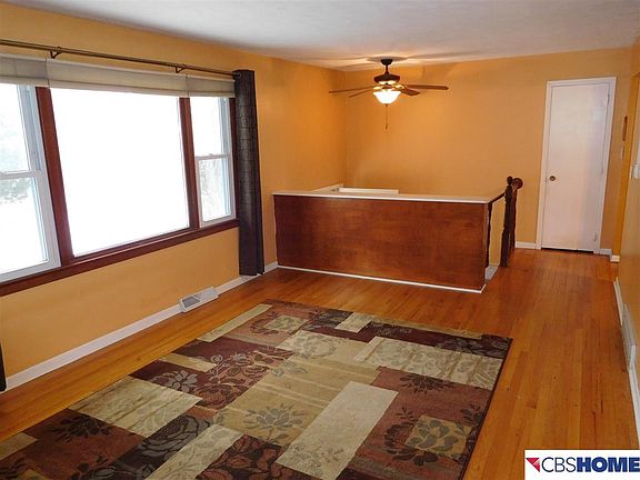 3rd image of 309 Garden Ave
