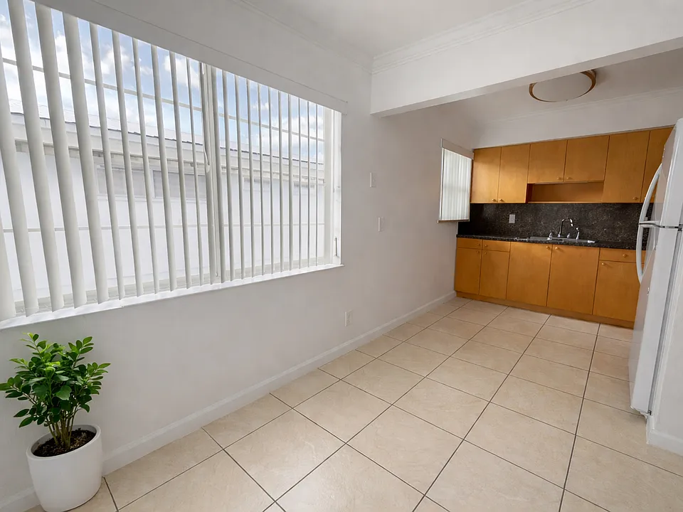 3500 Jackson St Hollywood, FL 33021