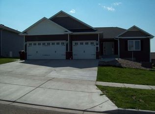4514 Normandy St, Bismarck, ND 58503
