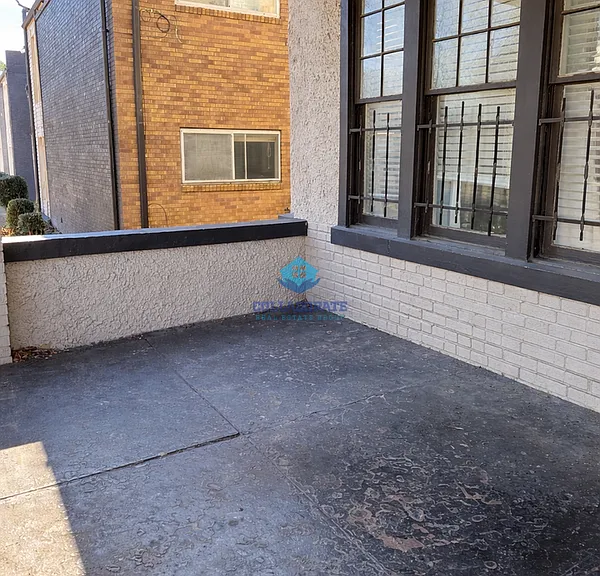 159 Belvedere — Photo 3