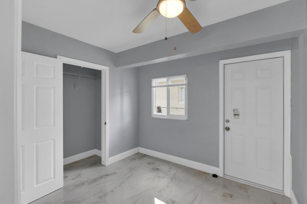 802 SW 10th St #802, photo 6