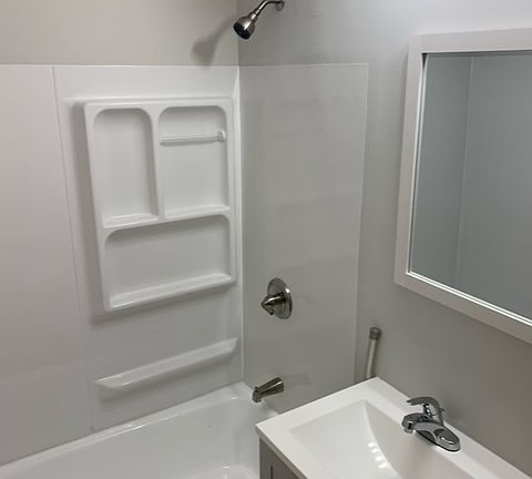 4th image of 8641 S 82nd Ct #14