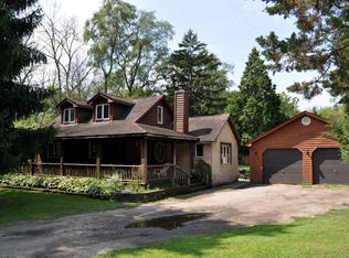 6S740 Garfield Ave, Burr Ridge, IL 60527