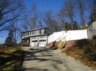 103 10th Ave, West View, PA 15229