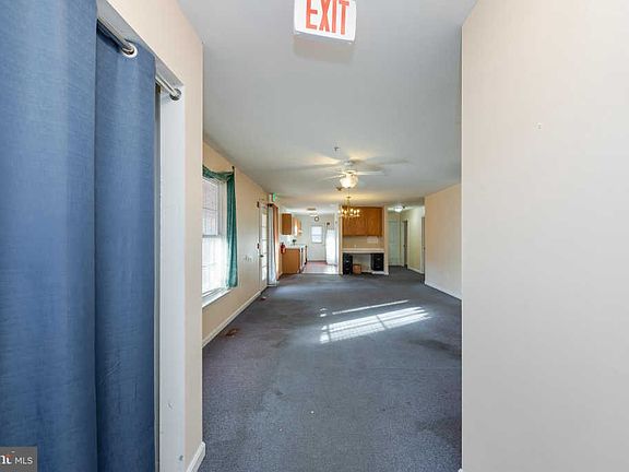 5th image of 14 Proctor Ave