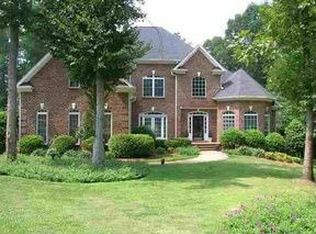 609 Innswood Ct, Boiling Springs, SC 29316