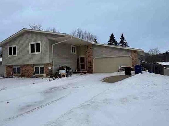 2nd image of 1036 Pioneer Rd