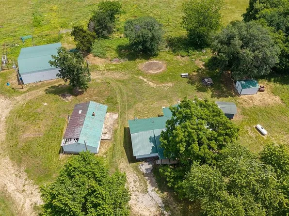 30017 Jeffries Rd, Richland, MO 65556