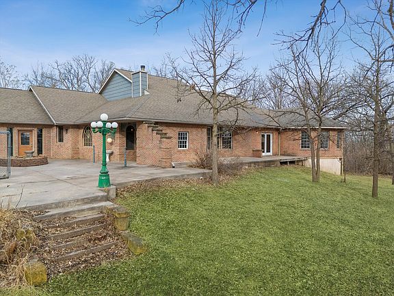 4th image of 315 N 9th St