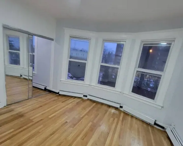 10 Rodwell Ave #2L — Photo 5